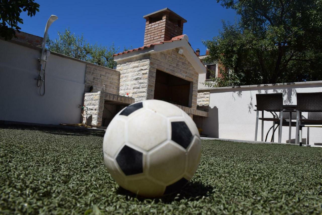 Apartments Zelic Vodice Exterior foto